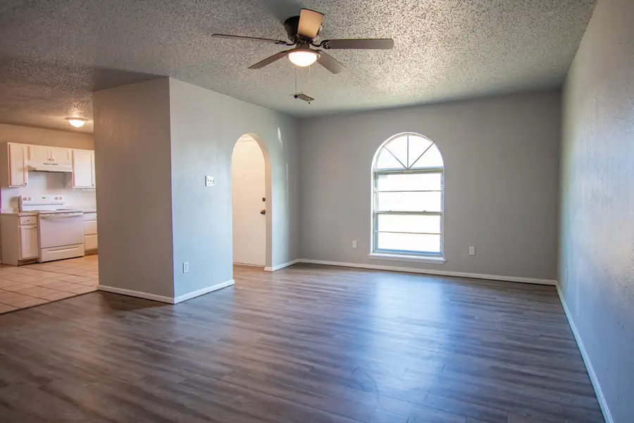 6305 29th Street, Lubbock, TX 79407 - #2