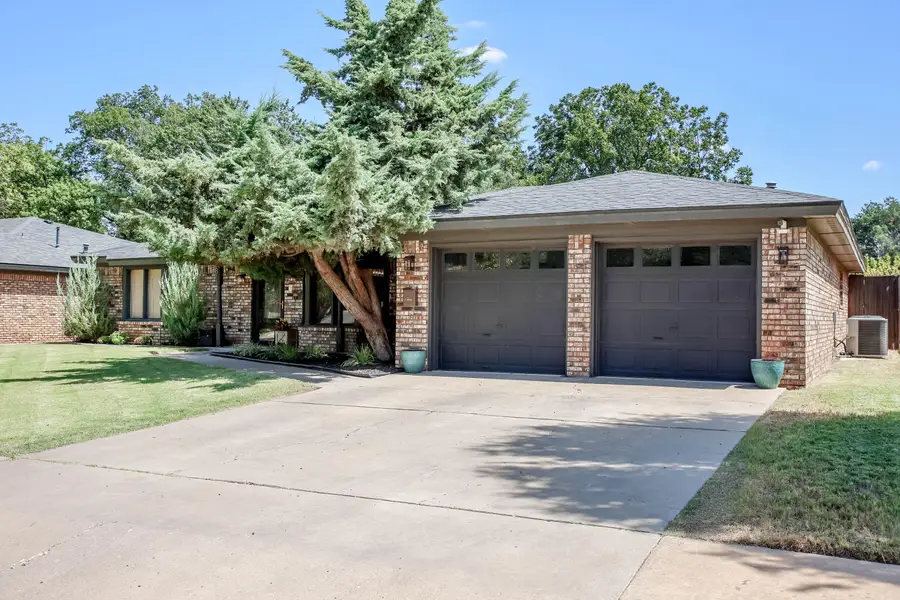 7811 Kenosha Avenue, Lubbock, TX 79423 - #2