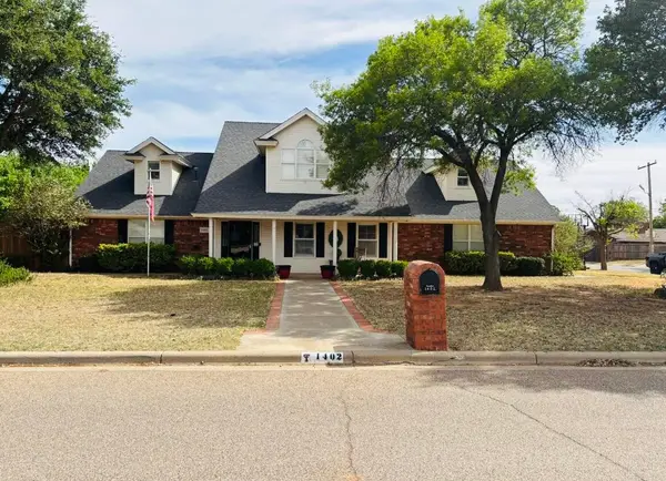 1402 9th Street, Shallowater, TX 79363
