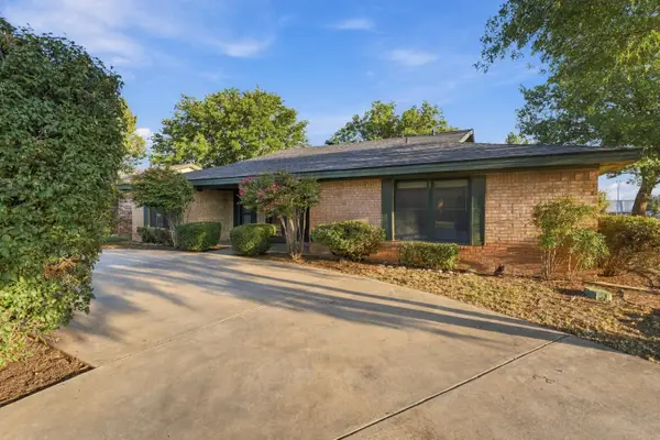 5712 70th Place, Lubbock, TX 79424