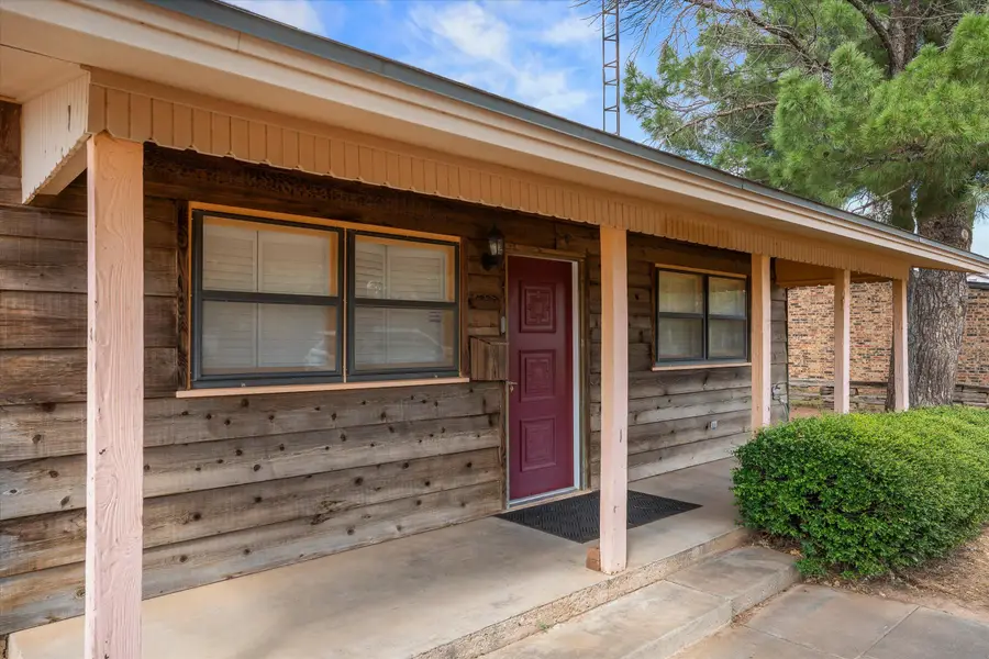 110 N 17th Street, Lamesa, TX 79331 - #2