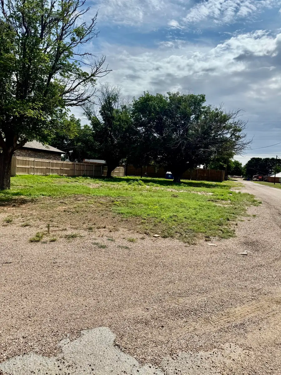 201 Stadium Drive, New Home, TX 79381 - #3