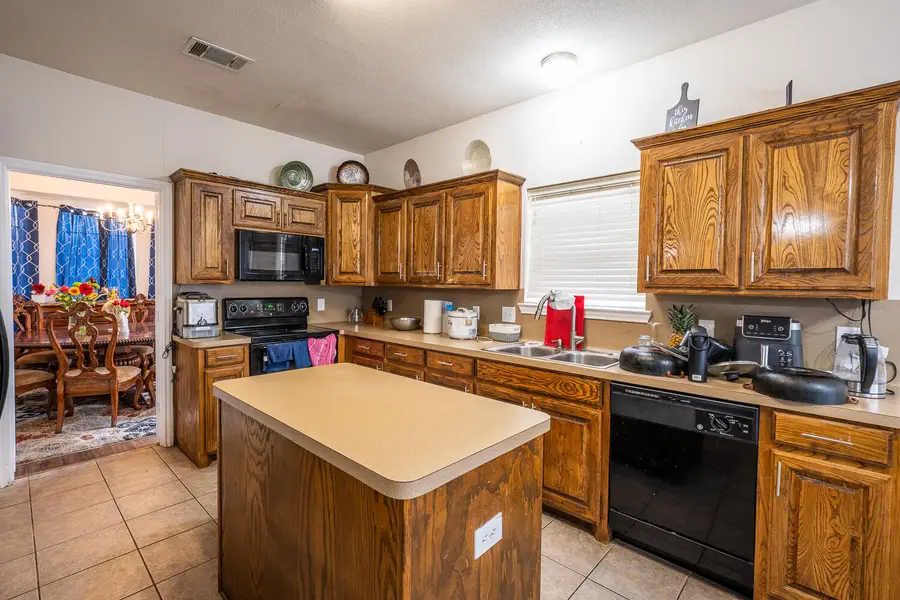5028 Itasca Street, Lubbock, TX 79416 - #3