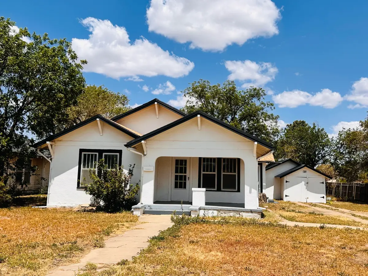 516 W Virginia Street, Floydada, TX 79235 - #1