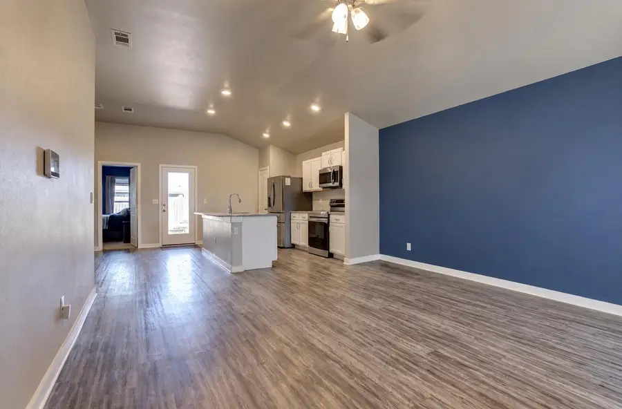 3316 Valencia Avenue, Lubbock, TX 79407 - #2