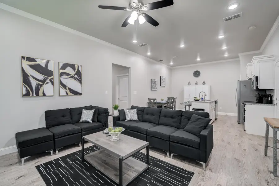 1206 N Essex Avenue, Lubbock, TX 79416 - #2