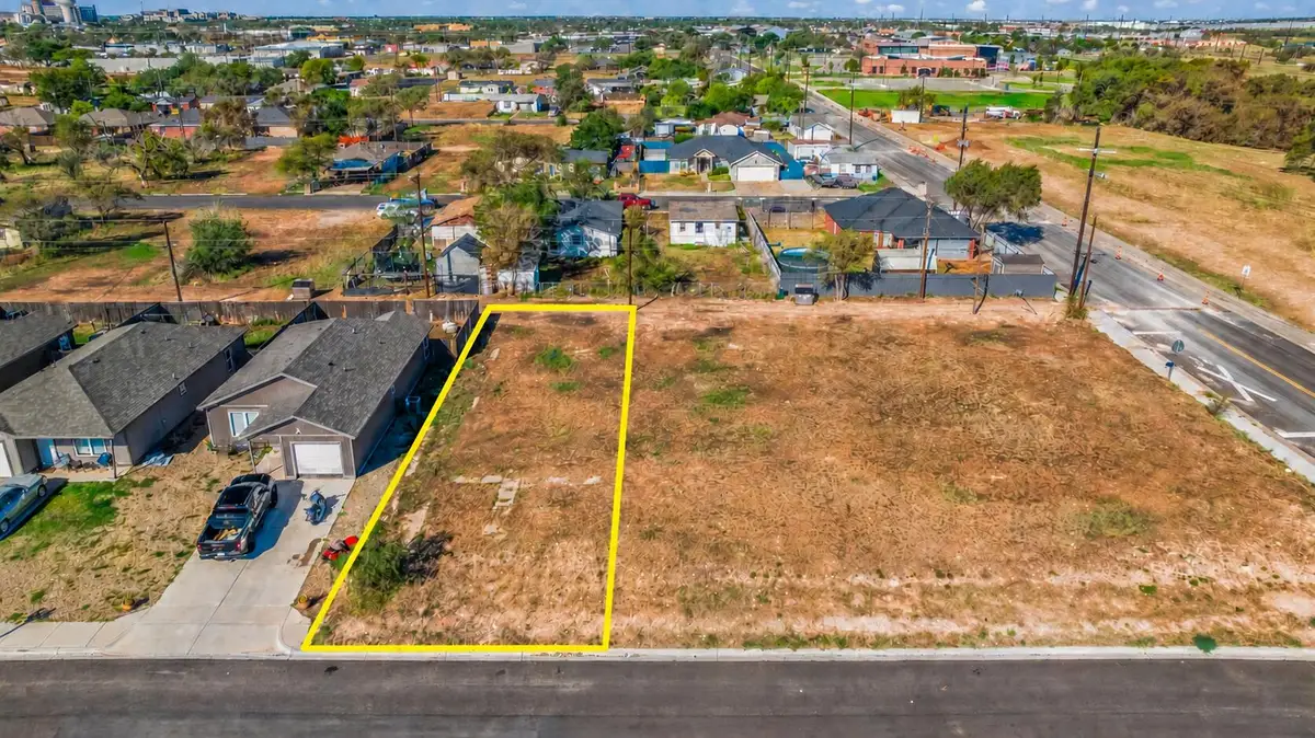 323 N Avenue Q, Lubbock, TX 79415 - #1