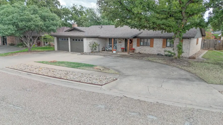 7905 Knoxville Avenue, Lubbock, TX 79423 - #2