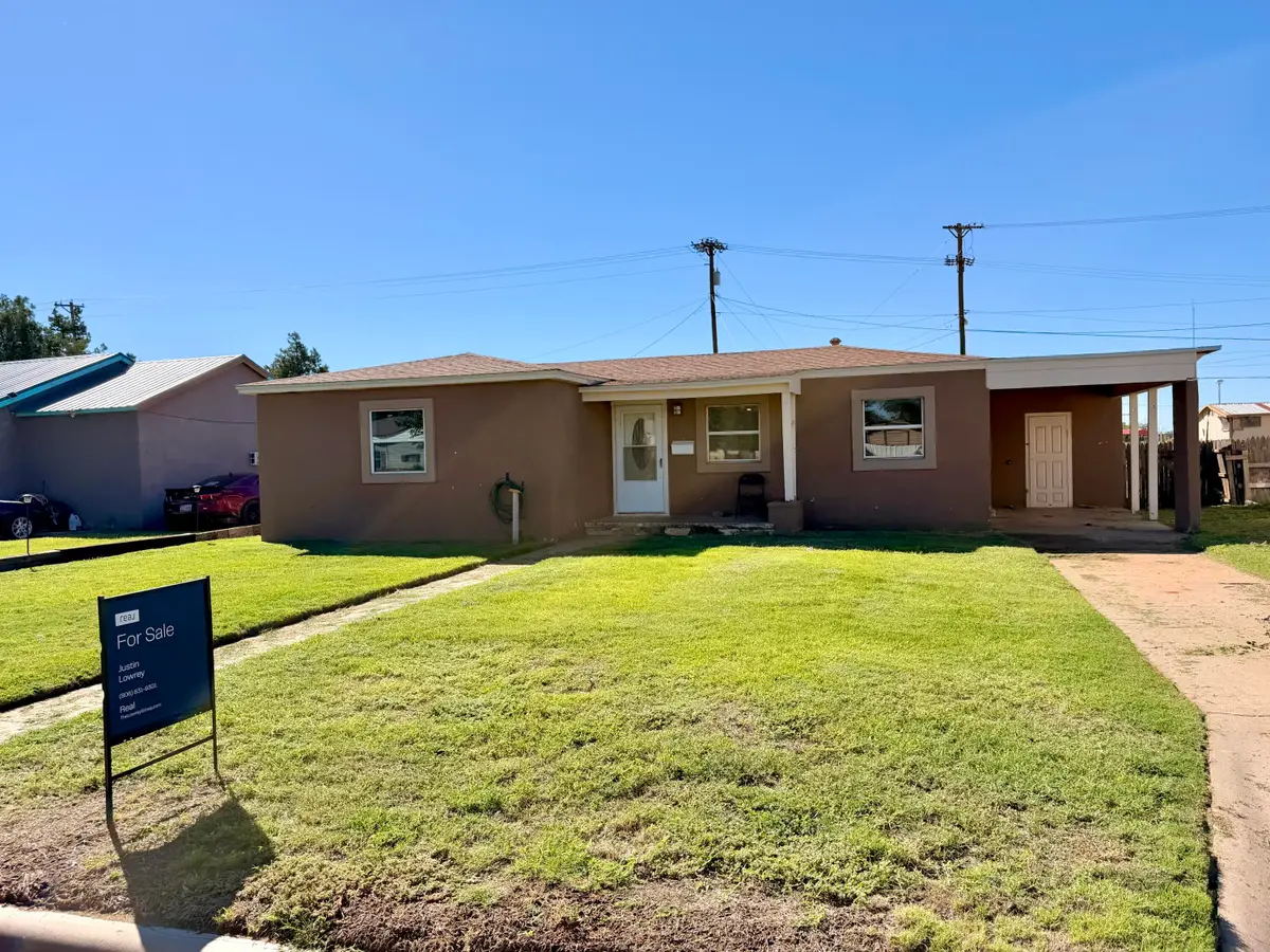 212 E Buckley Street, Brownfield, TX 79316 - #1
