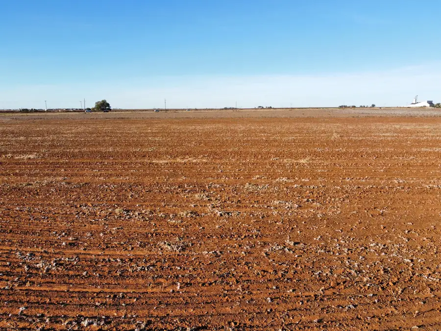 6621 Tiger Road, Ropesville, TX 79358 - #2