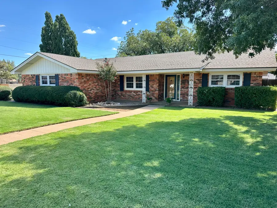 1505 W Crosby Street, Slaton, TX 79364 - #3