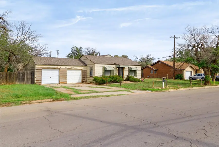 608 38th Street, Lubbock, TX 79404 - #2