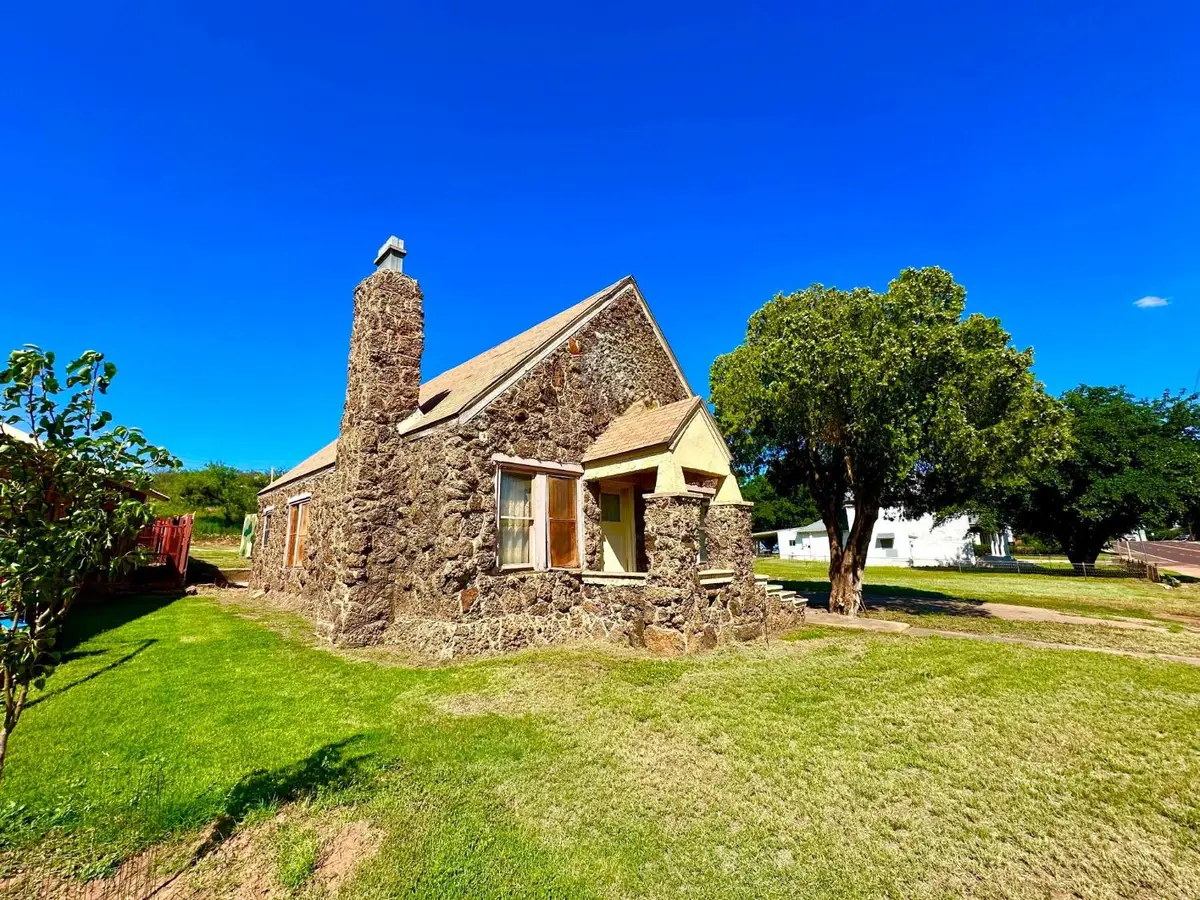 209 W Hill Street, Spur, TX 79370 - #1
