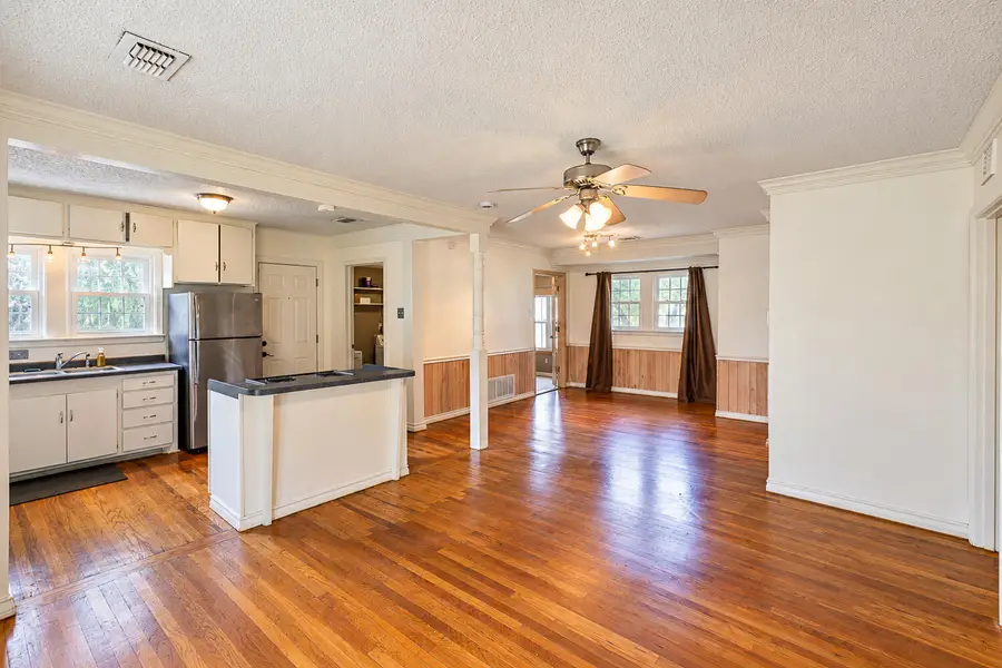 2713 29th Street, Lubbock, TX 79410 - #2