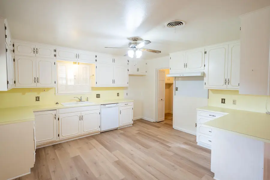 3709 46th Street, Lubbock, TX 79413 - #3