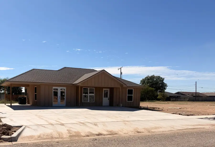 1318 E Rice Street, Lubbock, TX 79403 - #3