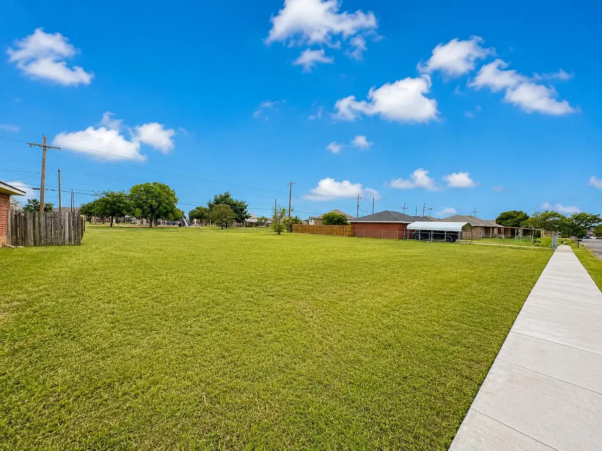 1326 E 25th Street, Lubbock, TX 79404 - #1