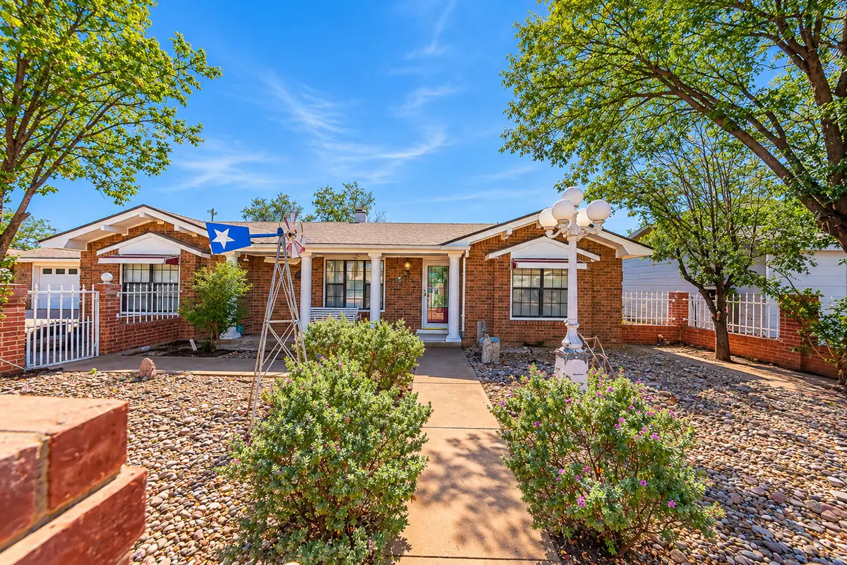 2709 Baylor Street, Lubbock, TX 79415 - #1