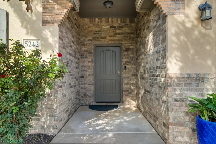 5242 Jarvis Street, Lubbock, TX 79416 - #3