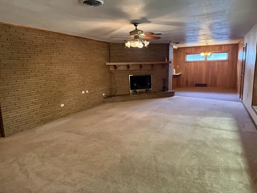 106 N Jackson Avenue, Lorenzo, TX 79343 - #2