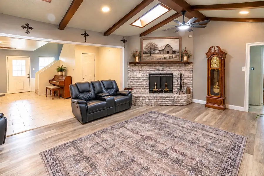 6903 Gary Avenue, Lubbock, TX 79413 - #3