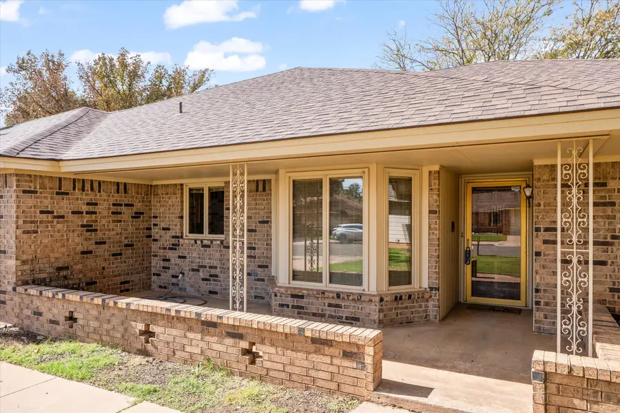 7910 Vicksburg Avenue, Lubbock, TX 79424 - #3
