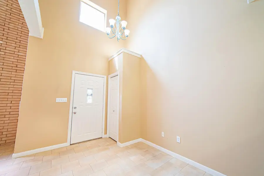 2445 Monarch Dr, Laredo, TX 78045 - Image #3