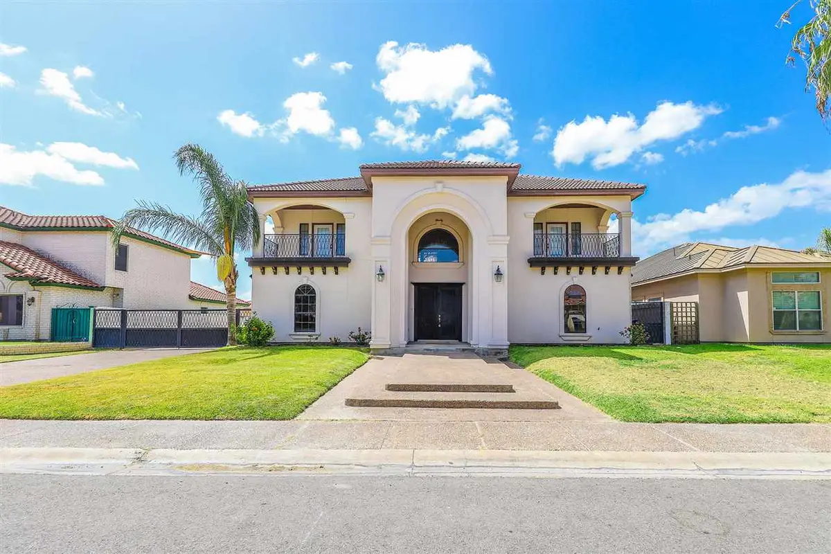 305 Lake Clark Ct, Laredo, TX 78041 - #1