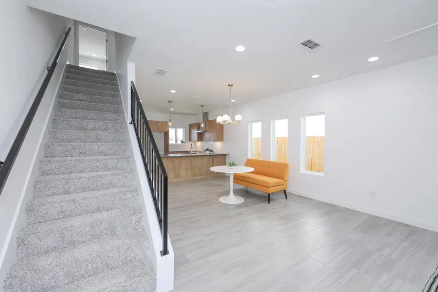 214 Deer Path Loop, Laredo, TX 78045 - Image #2