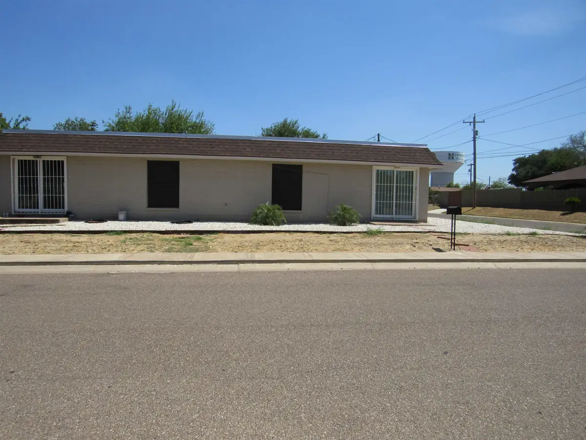 2401 E Frost St, Laredo, TX 78043 - Image #1