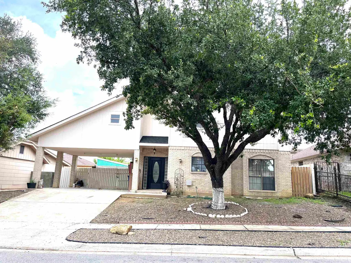 1410 Rosewood Dr, Laredo, TX 78041 - Image #1