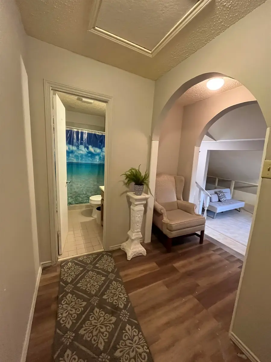 1410 Rosewood Dr, Laredo, TX 78041 - Image #2