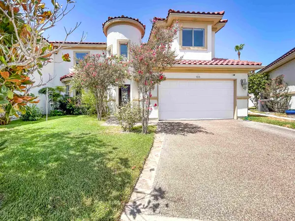 7213 Lake Victoria Rd, Laredo, TX 78041