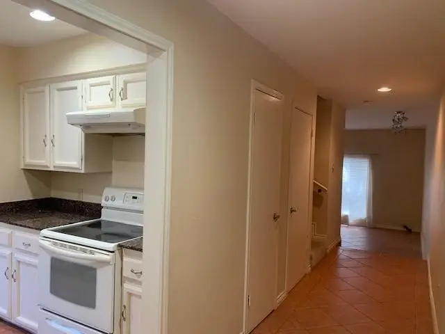 110 Martingale Ln, Laredo, TX 78041 - #2