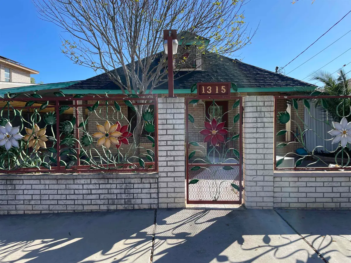 1315 E San Pedro St, Laredo, TX 78041 - Image #1