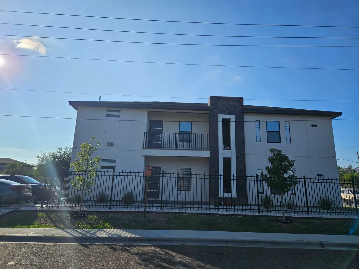 2907 Clark Blvd, Laredo, TX 78043 - Image #1