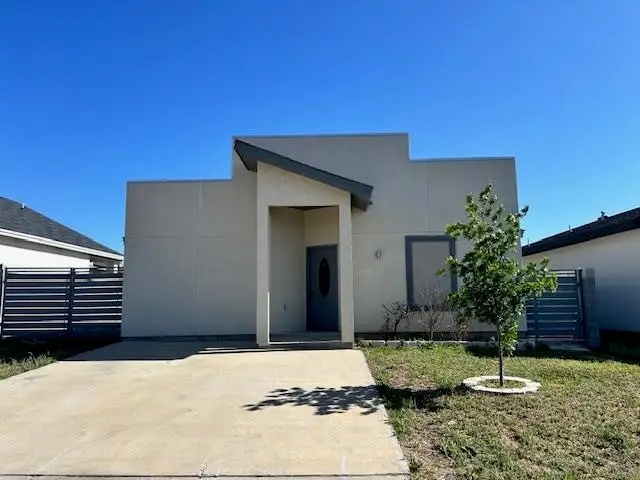 1615 Doctora Eve Perez Ln, Laredo, TX 78046 - Image #1