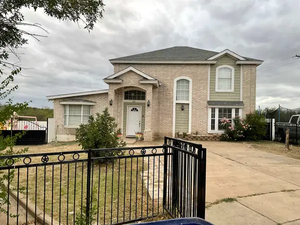 915 Rutledge Dr, LAREDO, TX 78046