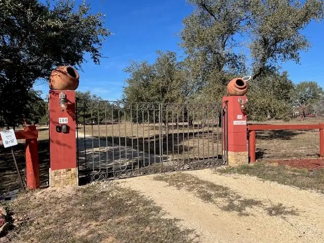 200 CR 7721, Natalia, TX 78059 - Image #1