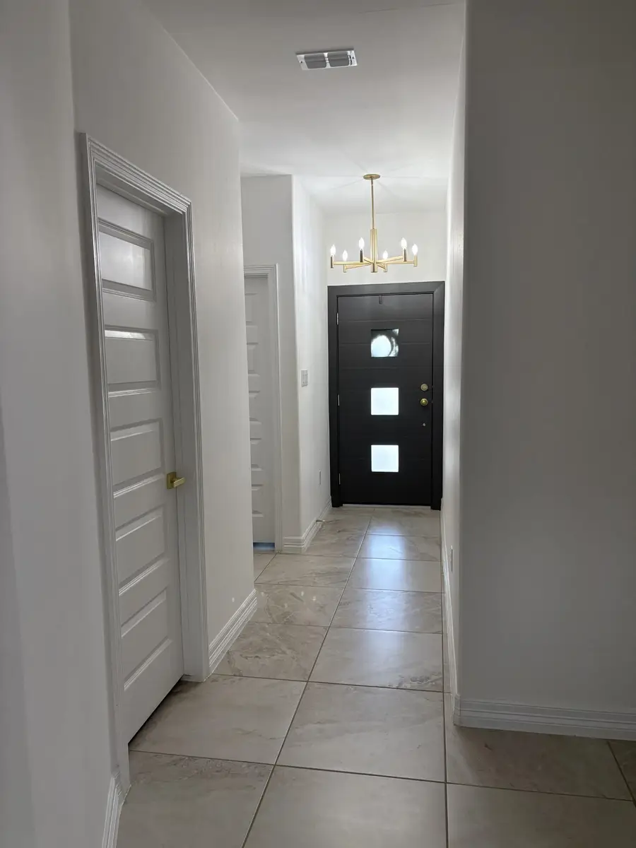 1508 Hebilla Ln., Laredo, TX 78046-2243 - #2