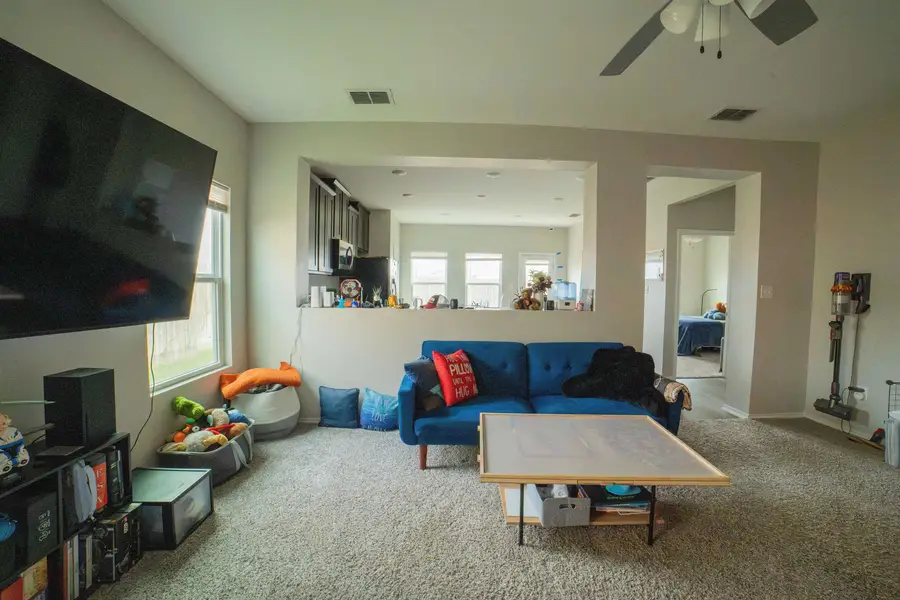 3707 Felicity Dr, Laredo, TX 78046 - Image #3