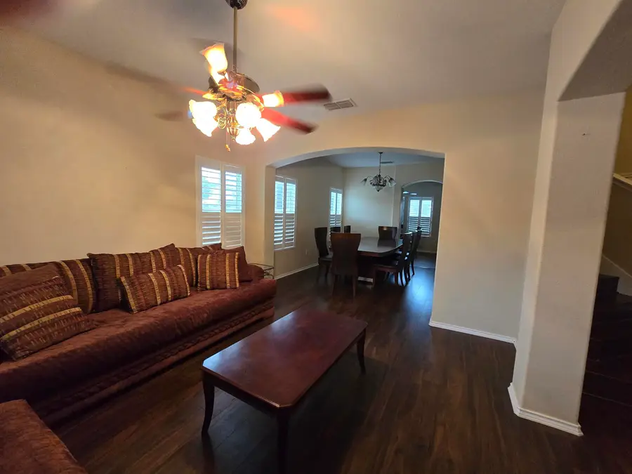 123 Veracruz Dr., Laredo, TX 78045-6646 - #2