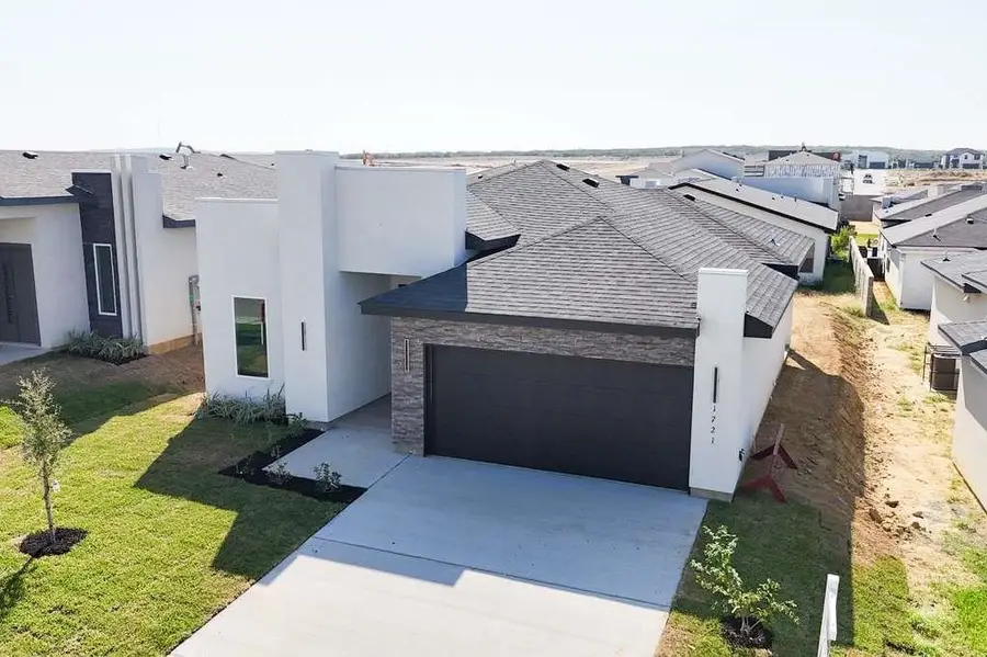 1721 Cordova Dr., Laredo, TX 78046 - #3