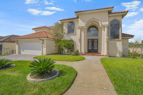 202 Lake Powell Dr, Laredo, TX 78041