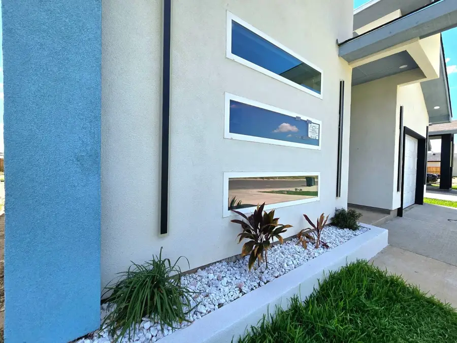 219 Lusitano Dr., Laredo, TX 78046 - #2