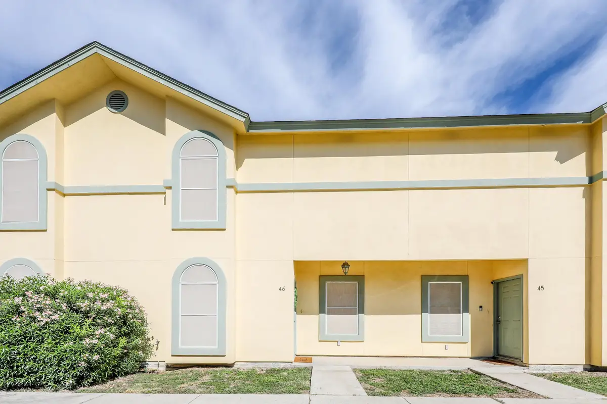 1000 Ranchway Dr, Laredo, TX 78045 - Image #1