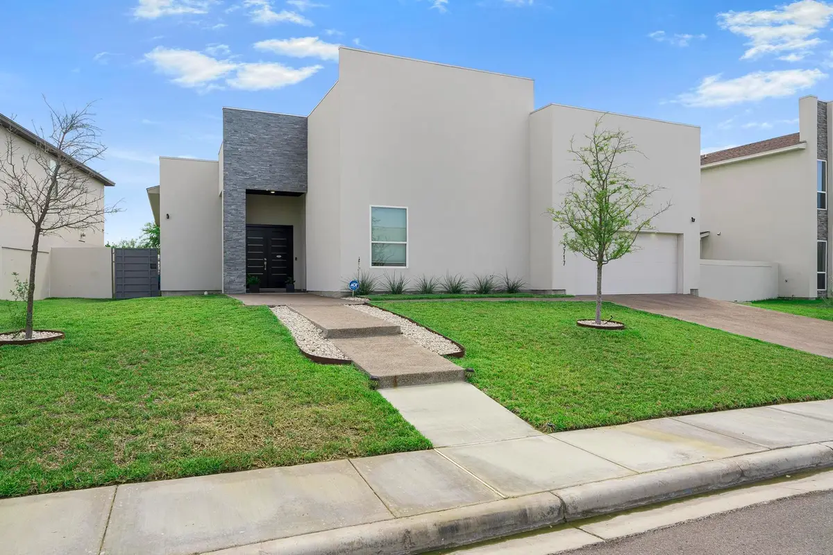 3717 Josefina Dr, Laredo, TX 78041 - Image #1