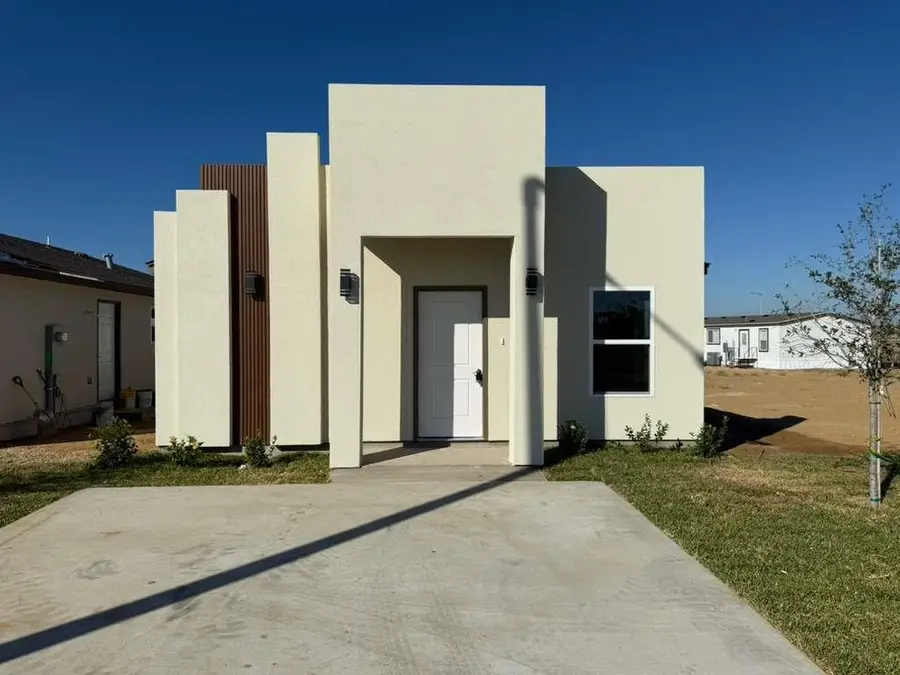 5008 Mariposa St., Laredo, TX 78046 - Image #2