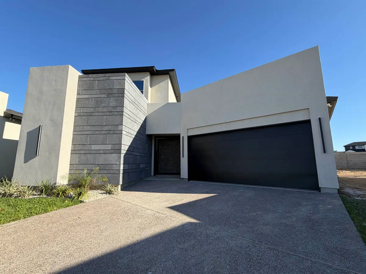 1110 Noyola Loop, Laredo, TX 78046 - Image #1