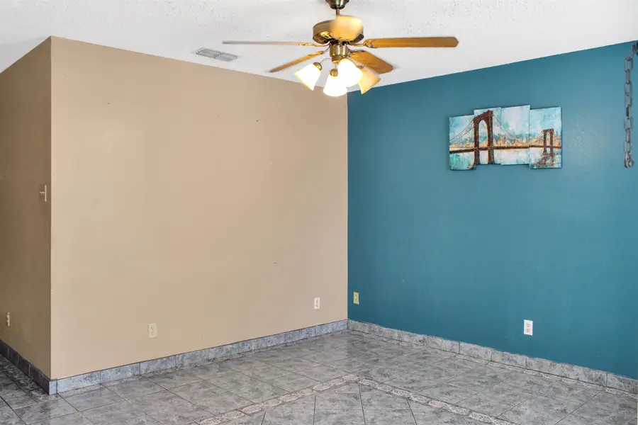 1405 Reagan Dr, Laredo, TX 78046 - Image #3